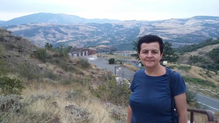 Հայաստանից՝  Հայաստան