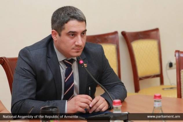 «Հրապարակ». Կոշտ խոսակցություն՝ վերջին նախազգուշացումով