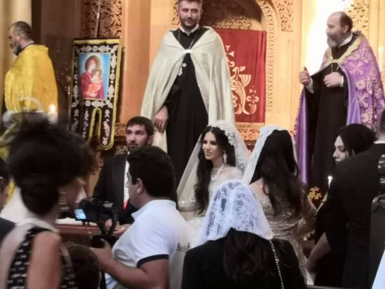 Ովքեր են ներկա Ծառուկյան-Սուքիասյան հարսանիքին 