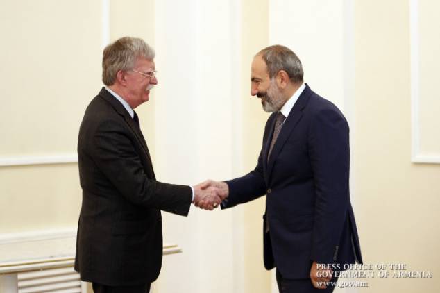 Բոլթոնը հեռացավ․ արդյոք թեթեւացավ Երեւանի վիճակը