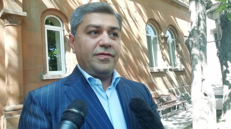 Որևէ մեկը չփորձի ինձ կապել Միքայել Մինասյանի հետ․ Արթուր Վանեցյան (տեսանյութ)