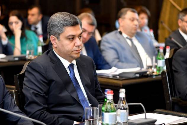 Արթուր Վանեցյան. «Երբ քննության արդյունքները կհրապարակվեն, կտեսնեք՝ ձեր ասած ԱԱԾ պրոֆեսիոնալ տնօրենը իրականում եղել է շատ բարձր պրոֆեսիոնալ ու շարունակում է մնալ շատ բարձր պրոֆեսիոնալ» 