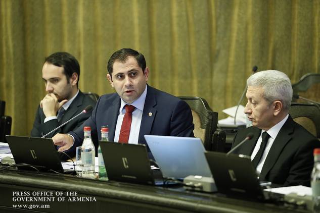 Փնթի ու անկազմակերպ կառավարություն, որը կառավարել այդպես էլ չի սովորում