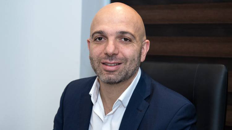 Կաշառելը, մարզի «տերերի» կամ թաղի «նայողների» հետ «լեզու» գտնելը մեր մեթոդը չէ