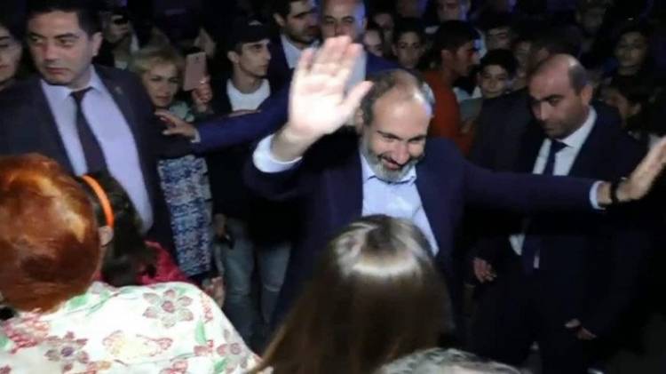 «Հիմա ուզում եք, որ ես Հովիկ Աբրահամյանի կենա՞ցը խմեմ». Նիկոլ Փաշինյան | «Հրապարակի էջերում» 23.11.2019
