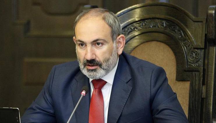 «Հազարափեշակ» վարչապետն ու կառավարության «ավելորդ» կադրերը
