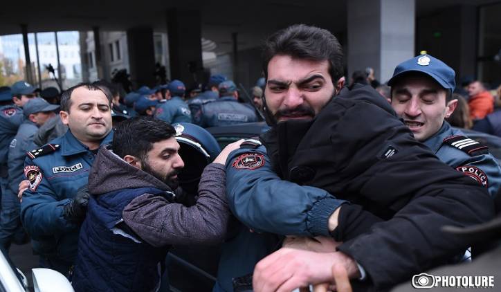 Մոռանալ, ուրանալ
