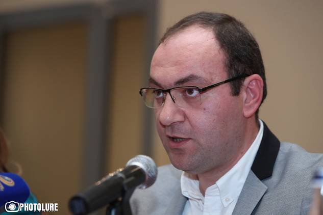 «Հրապարակ». Արսեն Բաբայանի հետ հեռախոսազրույցը՝ իմքայլականի հարցաքննության պատճառ 