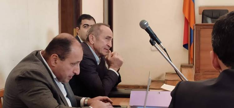 Քոչարյանը Սերժ Սարգսյանի մեղադրանքի վերաբերյալ հարցին ժպիտով պատասխանեց. տեսանյութ