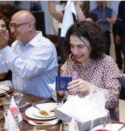 «Արսինե Խանջյան, ճիշտ կլիներ, որ Ձեր հայտնի տեսախցիկը վերցնեիք և գայիք Հայաստանում ֆիլմ նկարելու»