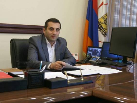 Արաբկիրի թաղապետի աներձագ-վարորդը պաշտոն է ստացել