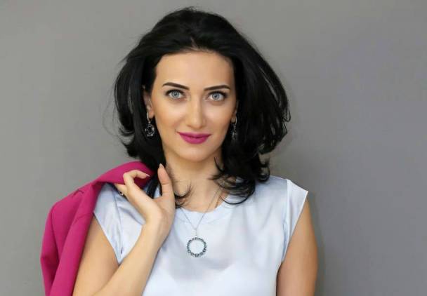 Այս մարդիկ ուզում են միայն ծառաներ, ուզում են բացառապես իրենցով հիացած, իրենց լոյալ անձինք