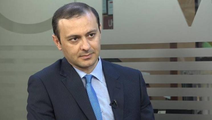 «Հրապարակ». ՀՀ ԱԽ քարտուղարը զբաղված է Արցախի ներքին գործերով. քաղաքական հակառակորդներին է «պատին ծեփում»