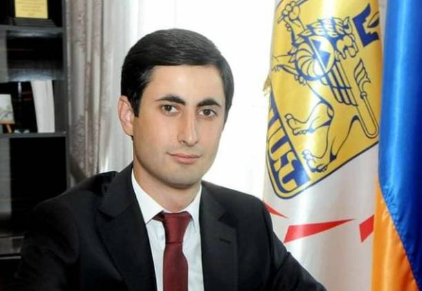 Շենգավիթի թաղապետը հավաքել է մանկապարտեզների տնօրեններին և ոստիկանների է կանչել