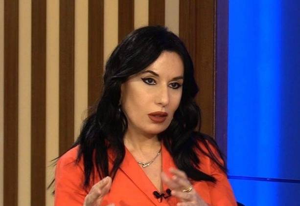 Տհաճ միջադեպ Աժ-ում. Նաիրա Զոհրաբյանն իր կոշիկները «հագցրեց» փոխնախարարին
