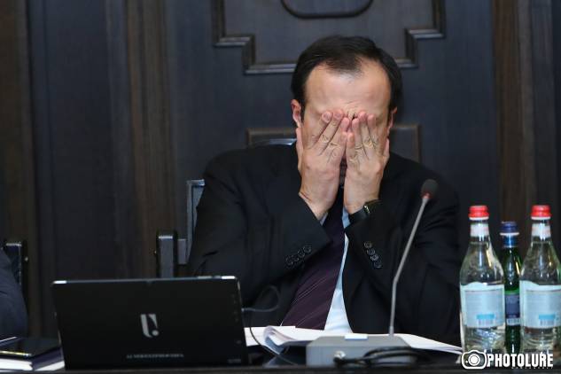 Իշխանությունների պահվածքի խրոնոլոգիա