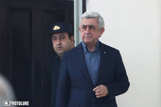 «Հրապարակ». Հերթը Սերժ Սարգսյանինն է. հանձնաժողովը ուշքի չի գալիս