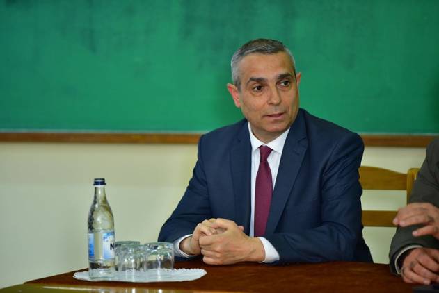 «Հրապարակ». Արցախում սահմանադրական ճգնաժամի վտանգ է հասունանում