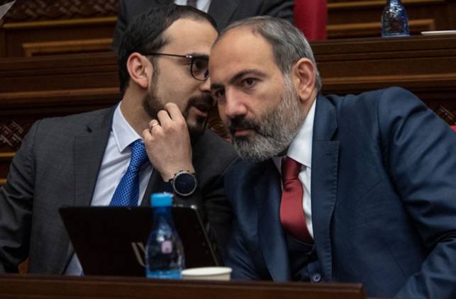 «Հրապարակ». Հետեւում են ոչ միայն քաղաքական հակառակորդներին, այլեւ սեփական թիմակիցներին