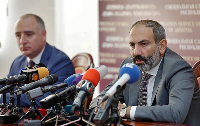 Ում են պաշտոն խոստացել վարչապետն ու ՀՔԾ պետը