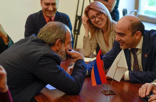 Մի գավաթ սուրճի գաղտնիքը .«դրա ձենը ռավոդը դուրս կգա»…