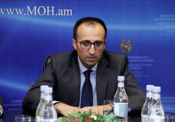Առողջապահության նախարարության մի ամբողջ բաժին վարակվել է կորոնավիրուսով