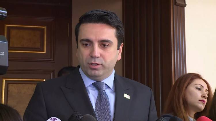 Չես կարող HRAPARAK բառը խփես մեքենայիդ՝ քշես