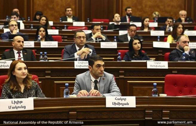 «Հրապարակ». Նիկոլի «Սեւ ցուցակն» ընդարձակվել է