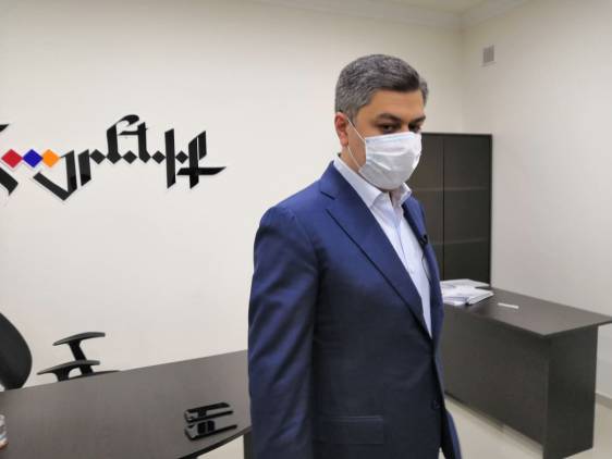 Եթե ինձ մեղադրում են գործարանի սեփականատեր լինելու մեջ, թող վարչապետը անձամբ հաղորդում ներկայացնի հանցագործության կատարման մասին