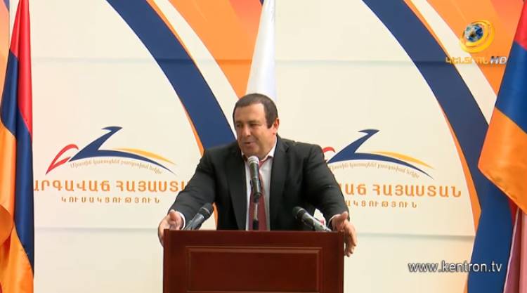 Առաջին ընդդիմադիր բլոկը կձեւավորվի մոտ օրերս