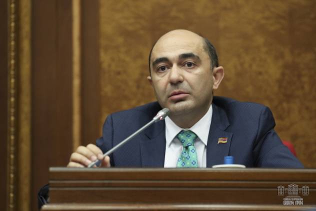 Մի «քոթակ» ուտելով՝ ընդդիմադիր չեն դառնում. «Լուսավորի» մշուշոտ ապագան