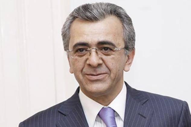 Այս ամենն ափալ-թափալի պատմություն է