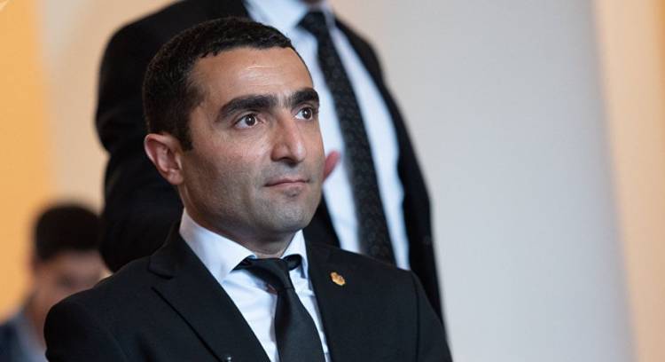 «Հրապարակ». Ռոմանոս Պետրոսյանը «Հայանտառ»-ում կադրային ջարդ է նախատեսում