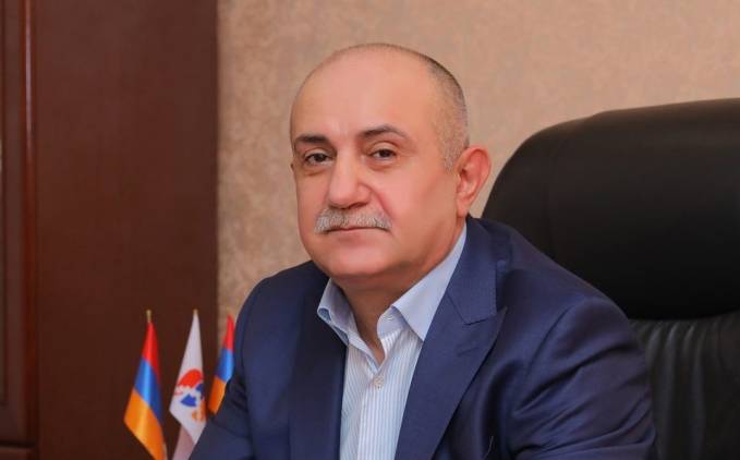 Մի՛ դարձրեք խաղաքարտ