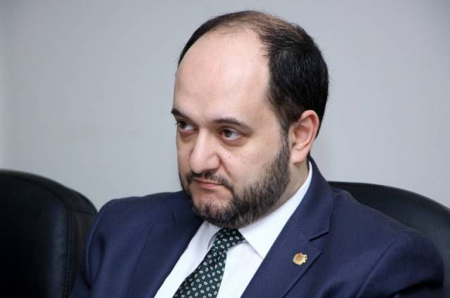 «Հրապարակ». «Քեզ նախարար նշանակողի․․․». Արայիկ Հարությունյանը սկանդալային նամակներ է ստանում