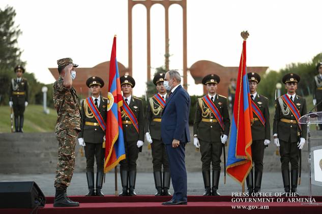 Զինվորականների պարգեւատրման արարողությունը` սեփական PR ակցիա