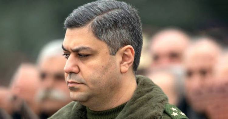 Քրքրել են Արթուր Վանեցյանի երեխաների դասագրքերն ու տետրերը