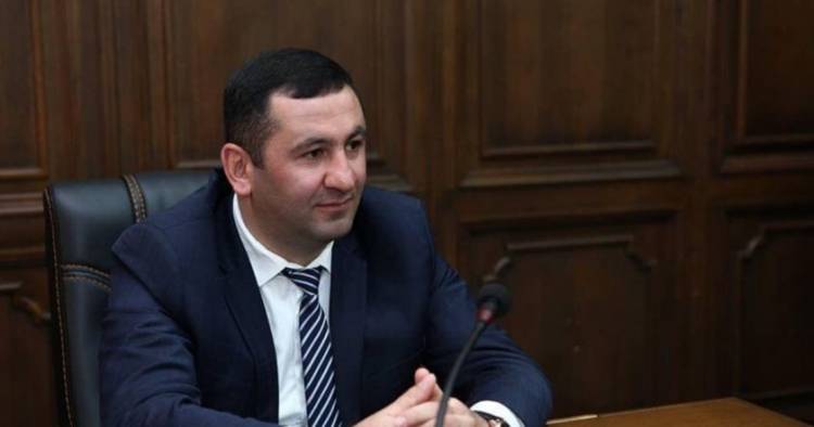 Իսկ ո՞վ է մտածում, որ մենք հանձնել ենք հայրենիքը