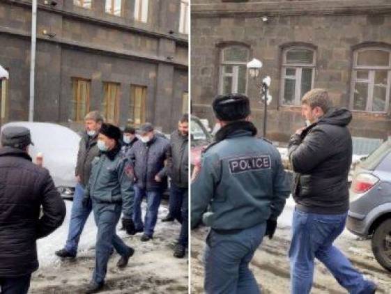 Դեռ բաժնում եմ․ Իգոր Խաչատուրով