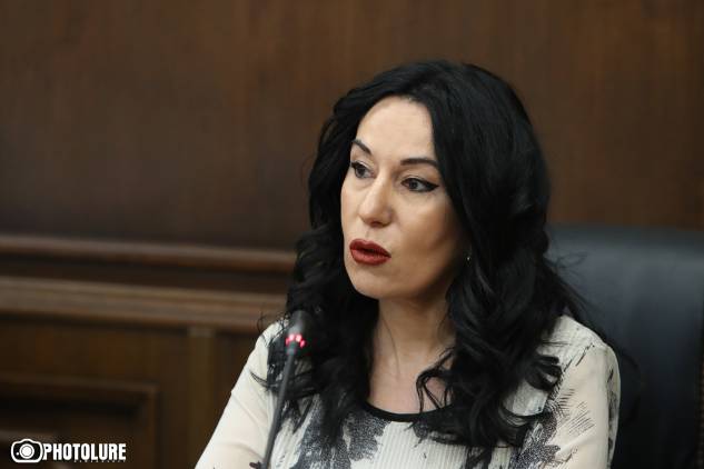 «Հրապարակ». Փաշինյանին քննադատես՝ պաշտոնից կզրկվես    