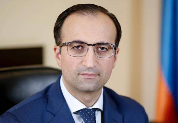 «Հրապարակ». Հրաժե՞շտ Թորոսյանին
