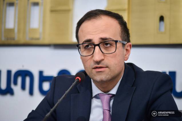 Արսեն Թորոսյանը գնացել է նախարարություն՝ հրաժեշտ տալու