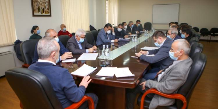 Ռեկտորները թույլ չեն տվել, որ Գեղամ Գեւորգյանը նիստը վարի