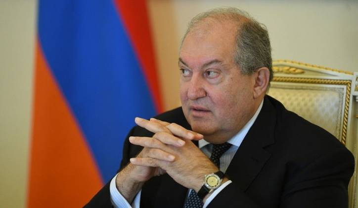 Արմեն Սարգսյանը հերթական չար կատակն է որոշել խաղալ