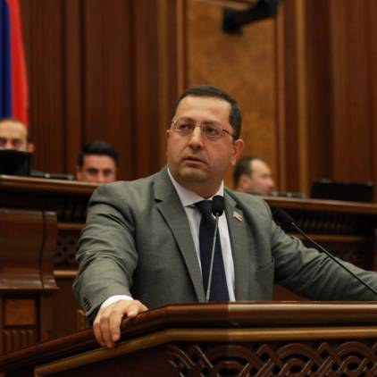 Առաջարկում են դյուրացնել Սորոսի հիմնադրամների մուտքը բուհեր