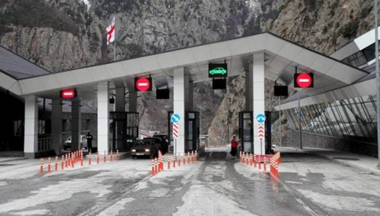 Վերին Լարսի անցակետում օրական 550 և ավելի մեքենա են բաց թողնում 