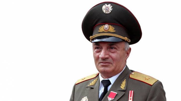 Կոմանդոսը քաղաքական կտակ է թողել