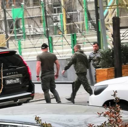 Ում հետ է ճաշում Ռուստամ Մուրադովը