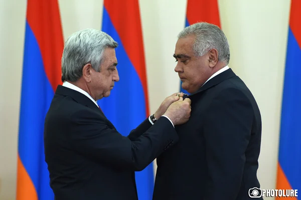 Մահացել է Հրաչյա Հարությունյանը՝ Կրակեմ Հրաչը