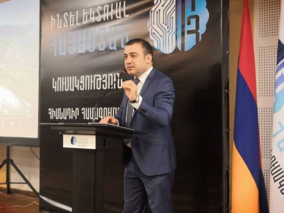 Դիմեց ՀՀ բոլոր նախագահներին, ապա նաև Նիկոլ Փաշինյանին